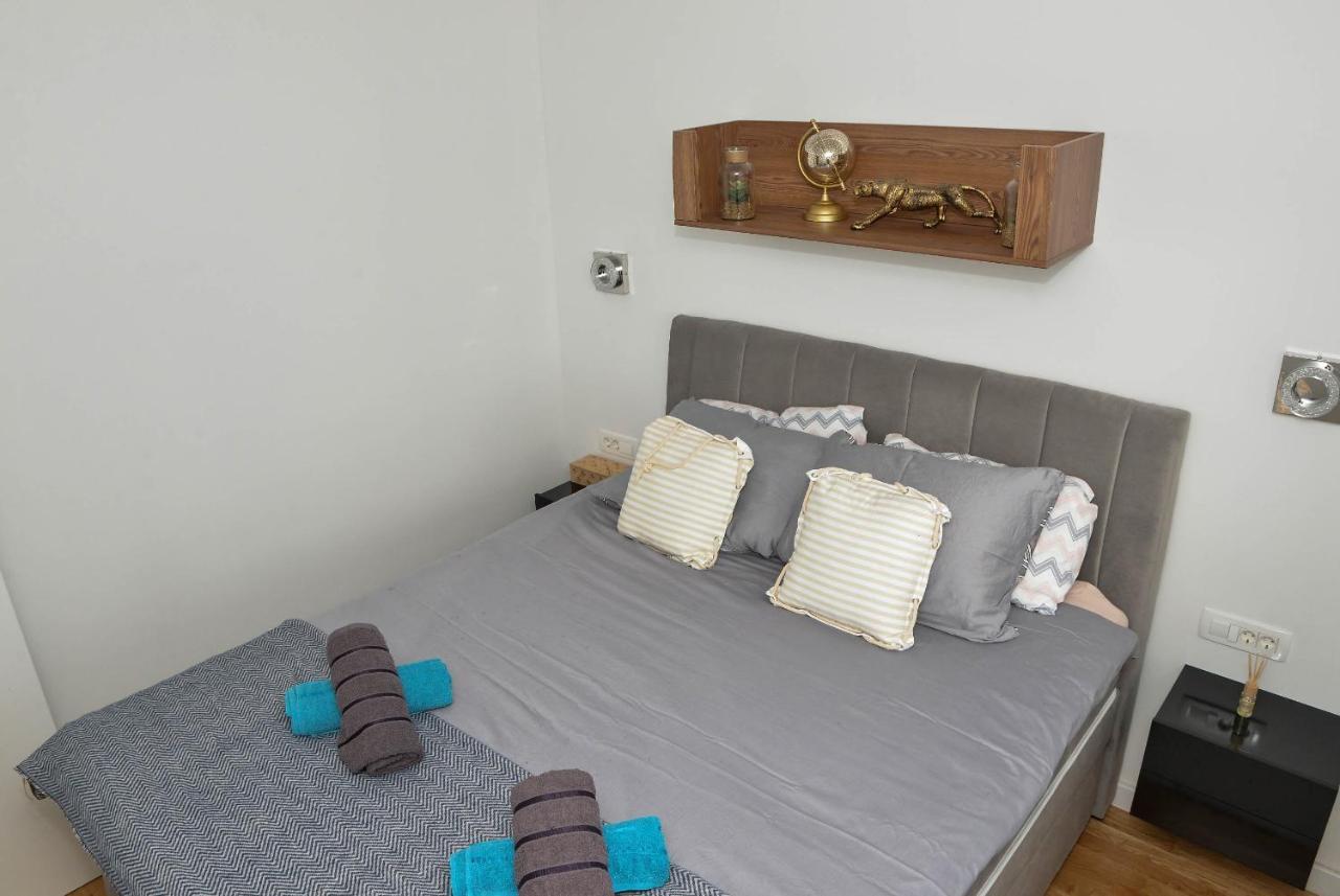Nicole Apartment