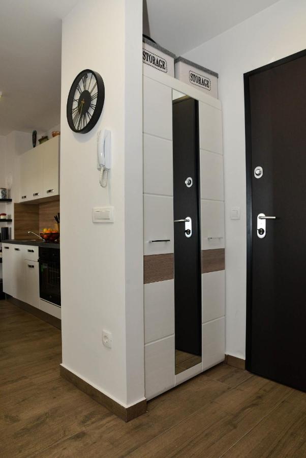 Apartma Nicole *